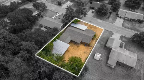 403 Hogle St, Weatherford, TX 76086