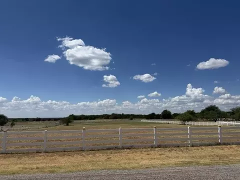 1766 Highland Dr, Whitney, TX 76692