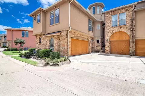 2635 Villa Di Lago #1, Grand Prairie, TX 75054