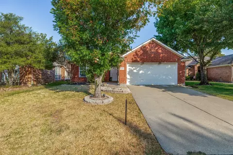 2529 Persimmon Dr, Little Elm, TX 75068
