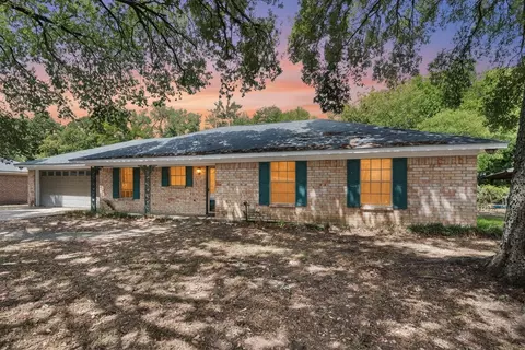 316 Fairmont Ave, Corsicana, TX 75110