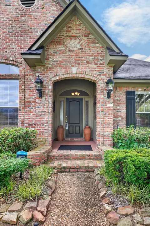 603 Strasbourg Cir, Shreveport, LA 71115
