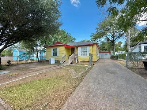 Exterior - 3137 Reuter Ave, Waco, TX 76708 photo 2 of 5