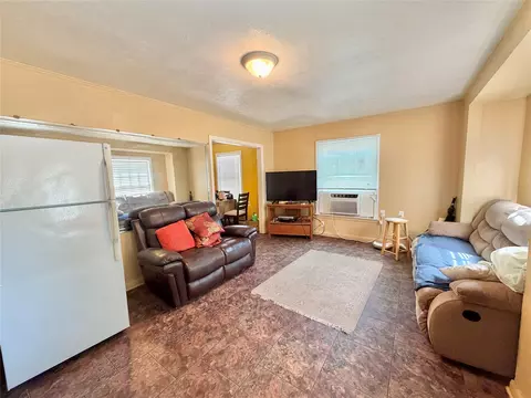 Living - 3137 Reuter Ave, Waco, TX 76708 photo 1 of 1