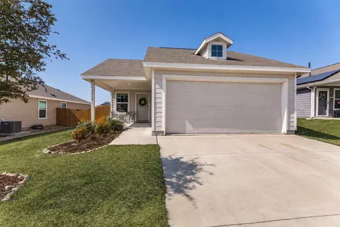 2717 Rosewater Ln, Fort Worth, TX 76179
