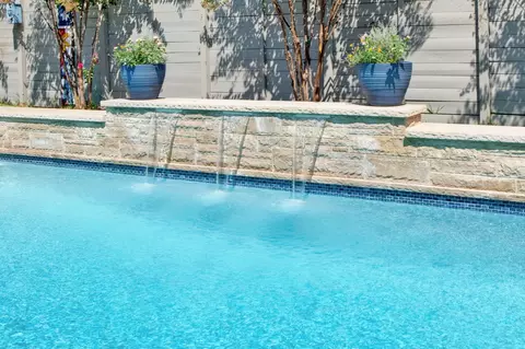 Exterior - 1420 17th St, Argyle, TX 76226 photo 6 of 7