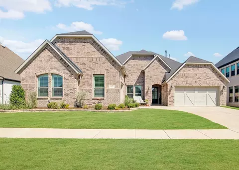 Exterior - 1420 17th St, Argyle, TX 76226 photo 2 of 7