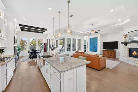 Kitchen - 1420 17th St, Argyle, TX 76226 photo 4 of 5