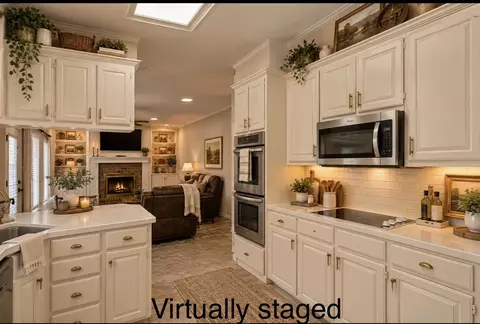 Kitchen - 116 Lytle Place Dr, Abilene, TX 79602 photo 3 of 3
