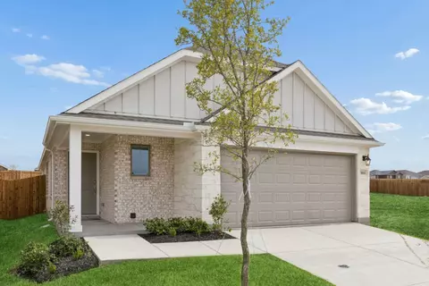 840 Springwell Dr, Princeton, TX 75407