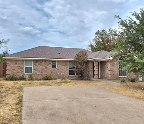 1231 W Hyman St, Stephenville, TX 76401