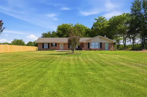 1329 County Road 3357, Saltillo, TX 75478