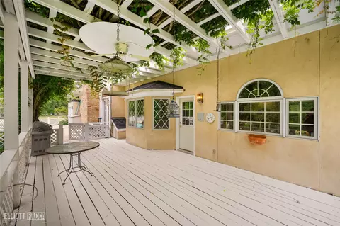 Exterior - 1005 Orange, Many, LA 71449 photo 3 of 11