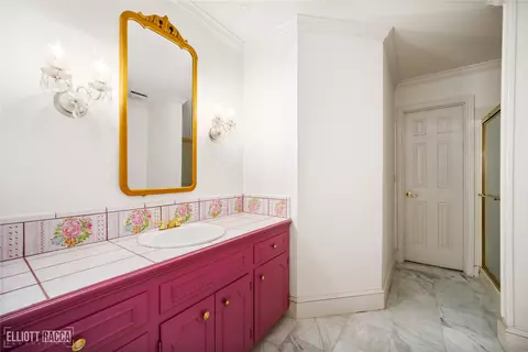 Bath - 1005 Orange, Many, LA 71449 photo 3 of 4