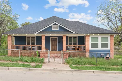 1013 Poindexter St, Fort Worth, TX 76102