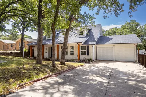 7540 Monterrey Dr, Fort Worth, TX 76112