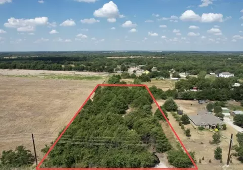 6395 Sh 160 Hwy, Whitewright, TX 75491