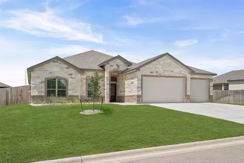 Exterior - 132 Lasso Loop, Lorena, TX 76655 photo 3 of 4