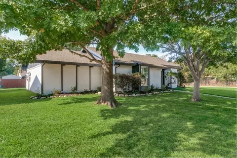 1742 Marblehead Dr, Lewisville, TX 75067