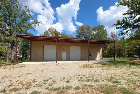 1368 County Road 45080, Powderly, TX 75473