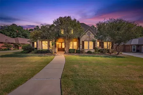 Exterior - 2007 Creekview Dr, Commerce, TX 75428 photo 4 of 9