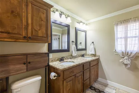 Bath - 3574 Firedog Rd, Abilene, TX 79606 photo 3 of 7