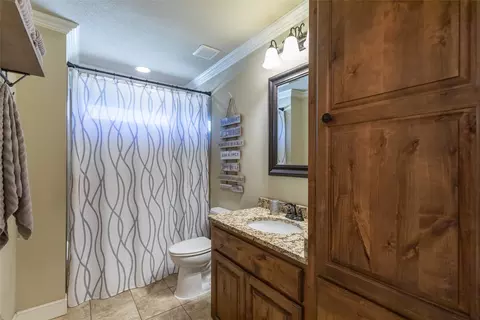 Bath - 3574 Firedog Rd, Abilene, TX 79606 photo 4 of 7