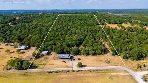 1024 N Keller Rd, Mineral Wells, TX 76067