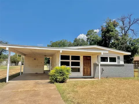 107 Laurel Dr, Winters, TX 79567