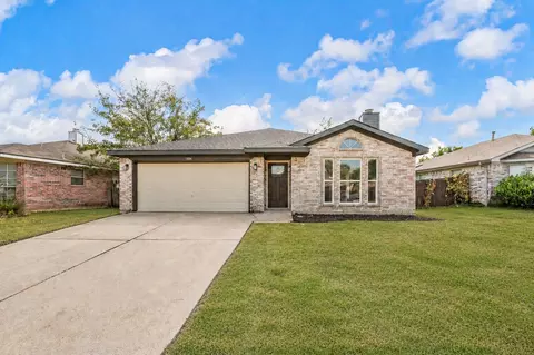 1804 Canyon Ridge St, Fort Worth, TX 76131