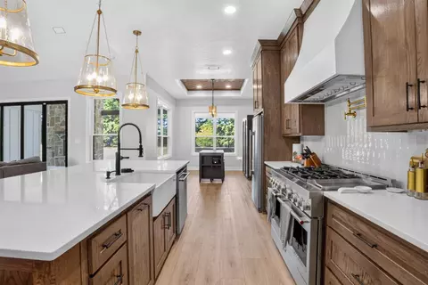 Kitchen - 2388 Lansing Switch Rd, Longview, TX 75602 photo 5 of 5