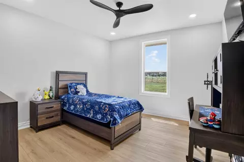 Bedroom - 2388 Lansing Switch Rd, Longview, TX 75602 photo 3 of 3