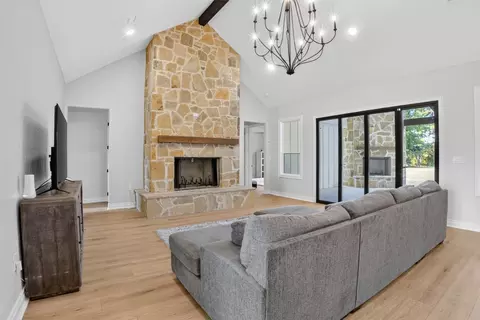 Living - 2388 Lansing Switch Rd, Longview, TX 75602 photo 1 of 1