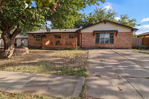 508 Grants Pkwy, Arlington, TX 76014