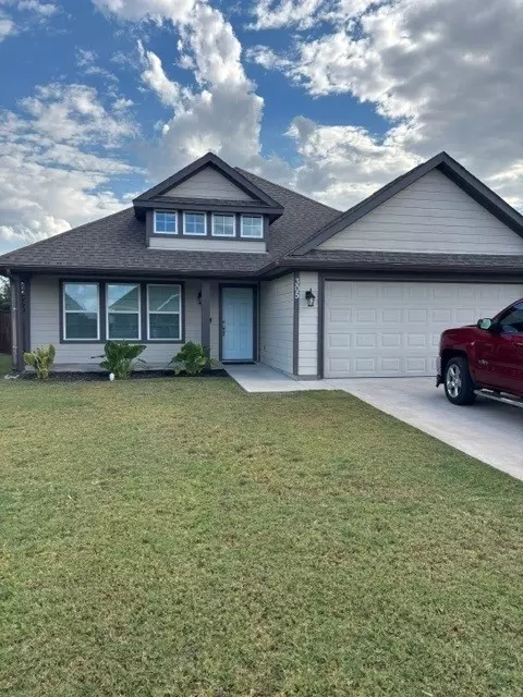 305 Sunnyside Dr, Trenton, TX 75490