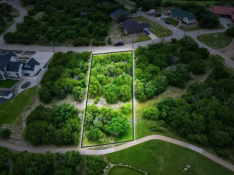 34 Glen Abbey Dr S, Graford, TX 76449