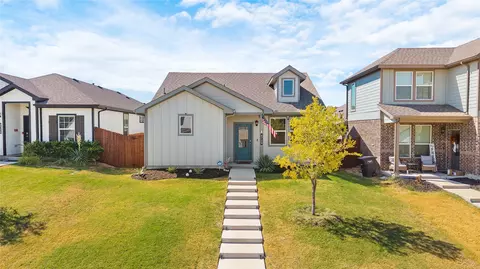 6729 Windfall Dr, Fort Worth, TX 76135