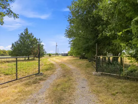 431 Fm 71, Commerce, TX 75428 photo 3