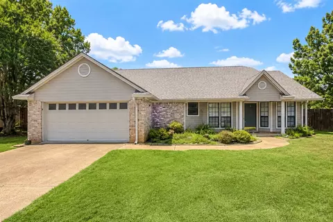 2501 Palmetto Dr, Bossier City, LA 71111
