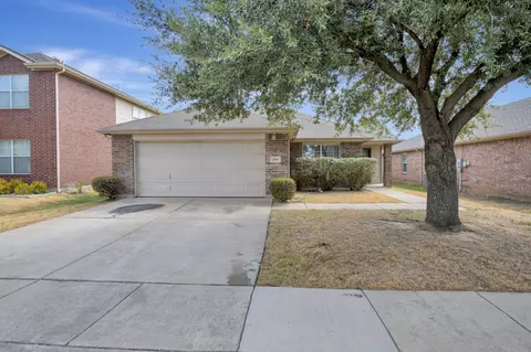 10860 Braemoor Dr, Haslet, TX 76052