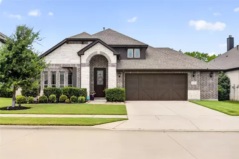 628 Lake Cove Dr, Little Elm, TX 75068