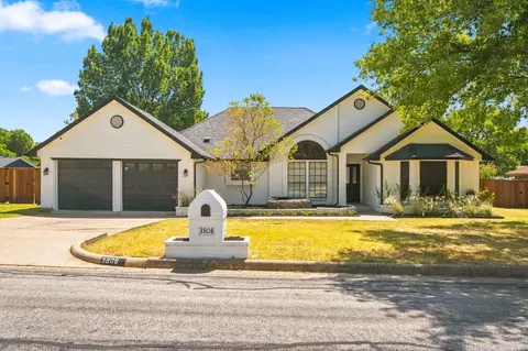 3808 Chestnut St, Fort Worth, TX 76137