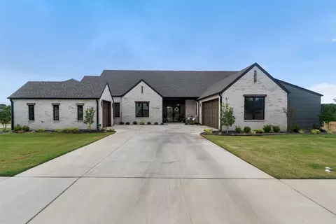 2702 Stonecrest Dr, Sherman, TX 75092