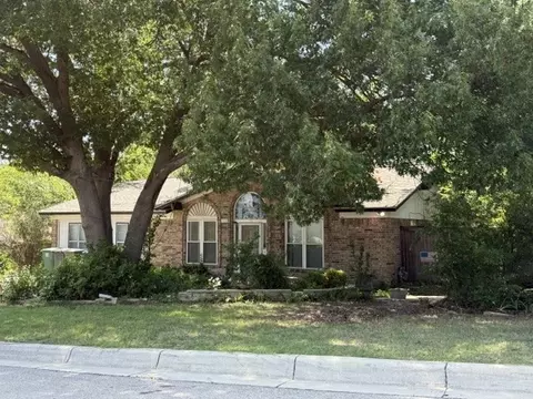 3228 Durango Rd, Fort Worth, TX 76116