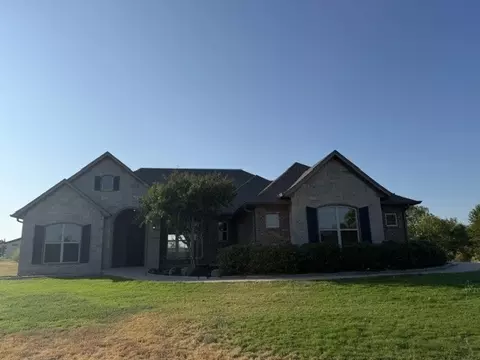 129 Turnberry Ln, Corsicana, TX 75110
