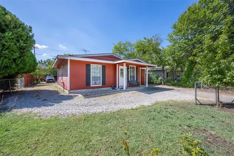 1616 Beaumont St, Fort Worth, TX 76106