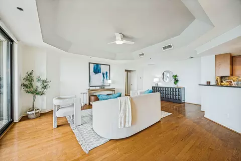 5909 Luther Ln #2104, Dallas, TX 75225