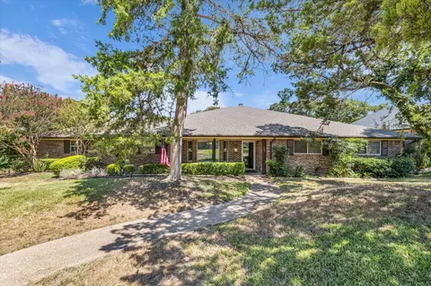 705 Poage Dr, Woodway, TX 76712