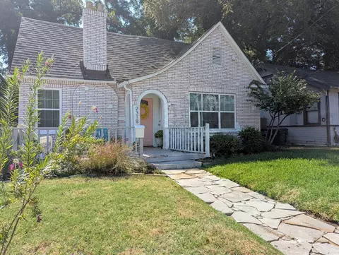 2318 Poplar St, Dallas, TX 75215