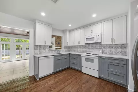 Kitchen - 414 Maple Dr, Terrell, TX 75160 photo 2 of 3